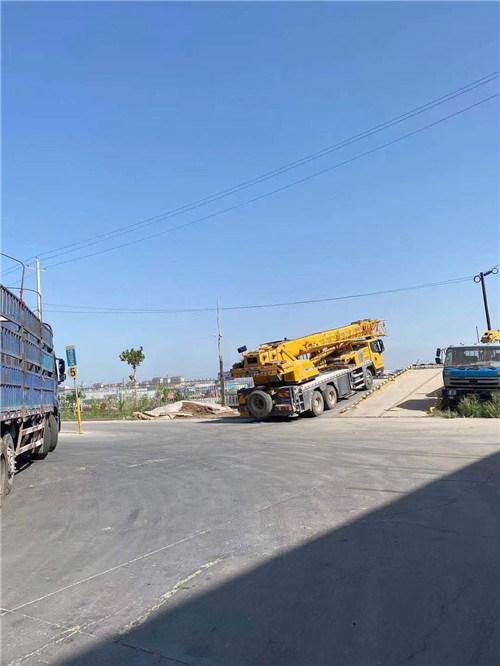 韶关市25吨吊车的租赁价格大概是多少？