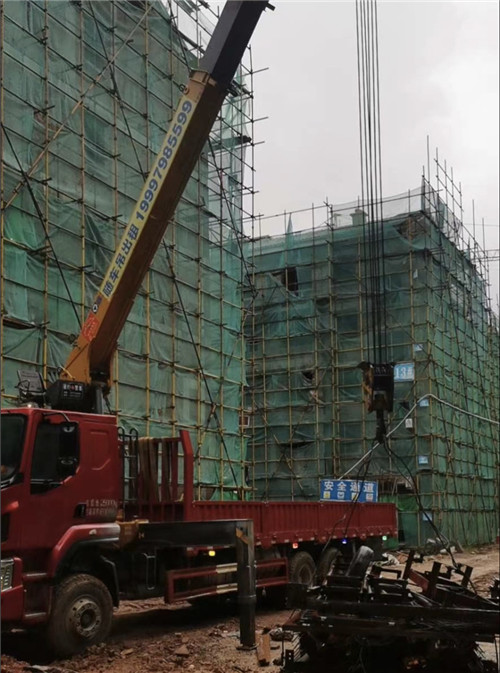 韶关市“慢工细活”—— 吊车的 “微动控制” 技术